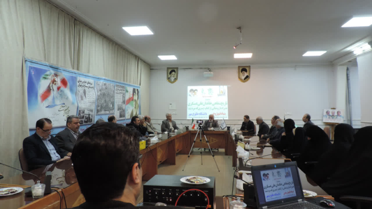 رونمایی از کتاب پسری که مرد شد