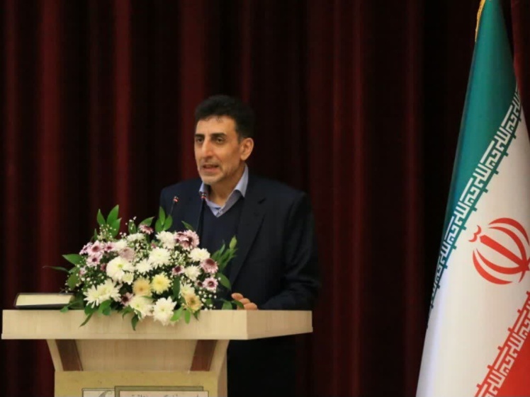 برپایی پنجمین دوره جایزه قلم هگمتانه طی هفته کتاب در همدان/ برپایی نمایشگاه و فروشگاه کتاب