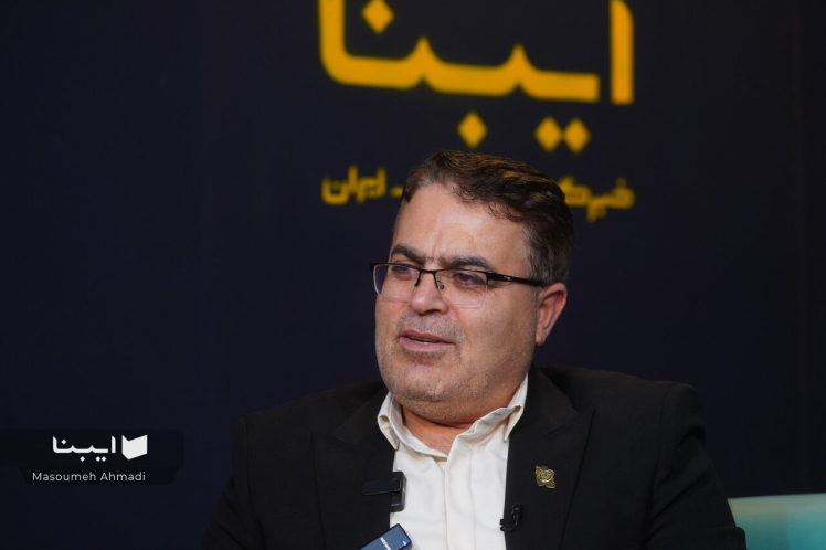 «میلاد نور» کتابفروشی‌ها را روشن کرد؛ فروش ۱۴۶ میلیاردی کتاب در ۷ روز